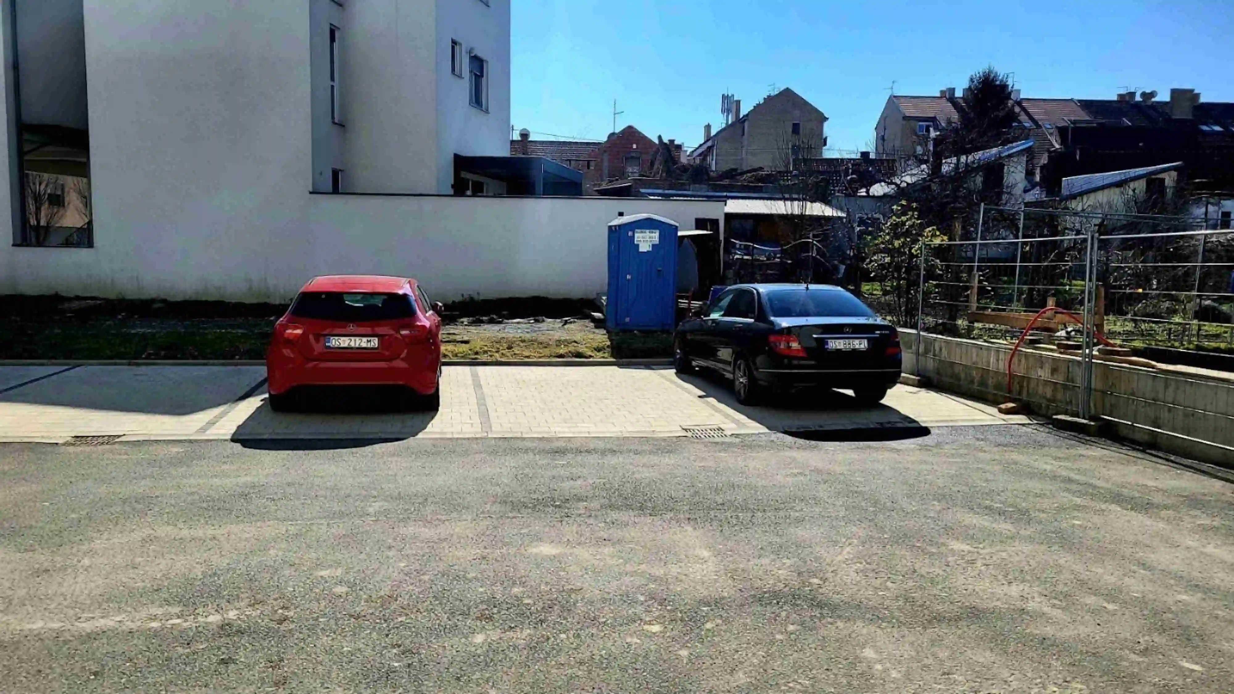 festina-lente-parking